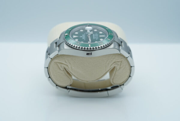 Rolex 116610LV SUBMARINER HULK GREEN DIAL GREEN BEZEL 40MM 2018 FULL SET - Image 4
