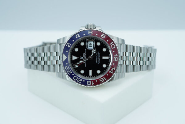 Rolex 126710BLRO PEPSI GMT MASTER II RED BLUE BEZEL JUBILEE BAND 2023 FULL SET - Image 10