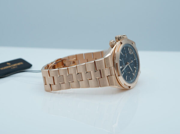 BRAND NEW Vacheron CONSTANTIN OVERSEAS CHRONO PINK GOLD GREEN DIAL 5520V 2024 MODEL FULL SET - Image 5