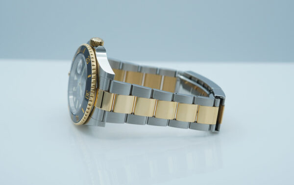 Rolex 126613LN SUBMARINER 18K YELLOW GOLD STEEL BLACK DIAL 2020 FULL SET - Image 5