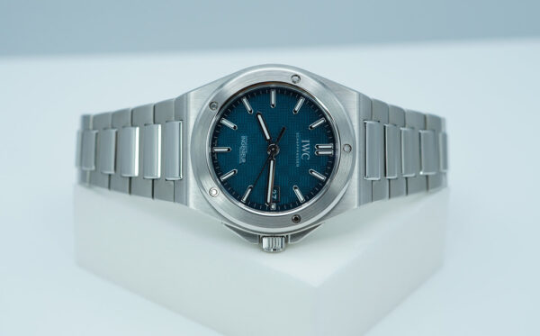 BRAND NEW IWC Iw328903 INGENIEUR AQUA GREEN AUTOMATIC 40MM 2024 FULL SET - Image 9