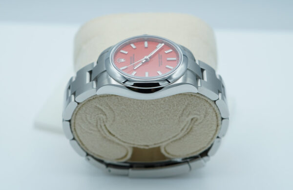 Rolex 277200 OYSTER PERPETUAL 31 CORAL RED DIAL 2022 WARRANTY FULL SET - Image 4