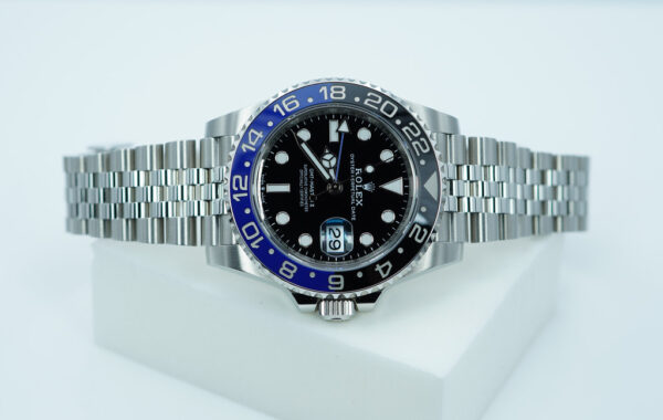 Rolex 126710BLNR GMT MASTER 2 BLACK BLUE BEZEL JUBILEE 2023 WARRANTY FULL SET - Image 9