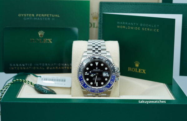 Rolex 126710BLNR GMT MASTER 2 BLACK BLUE BEZEL JUBILEE 2023 WARRANTY FULL SET - Image 2