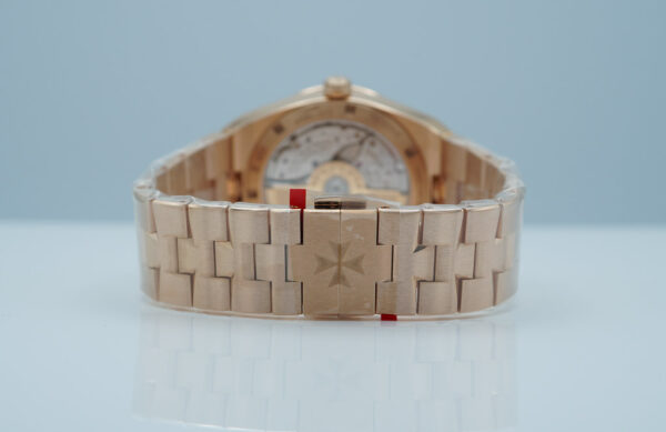 Vacheron CONSTANTIN OVERSEAS ROSE GOLD BLUE DIAL 4500V 2022 WARRANTY FULL SET - Image 8