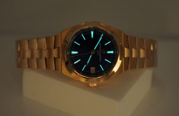 Vacheron CONSTANTIN OVERSEAS ROSE GOLD BLUE DIAL 4500V 2022 WARRANTY FULL SET - Image 12
