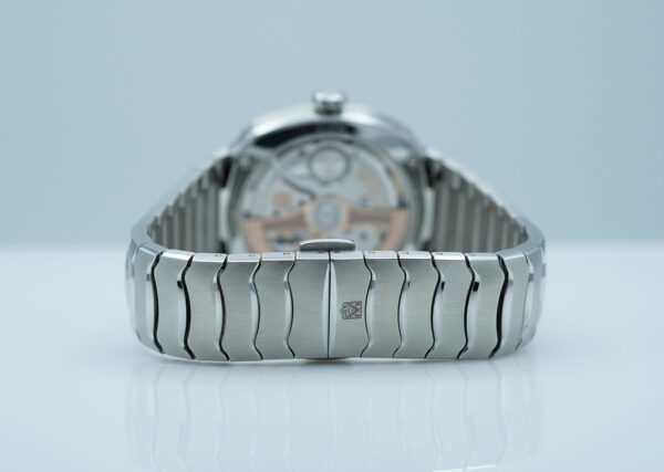 H. Moser & Cie STREAMLINER CENTRE SECONDS MATRIX GREEN FUMÉ DIAL 40MM 2022 FULL SET - Image 7