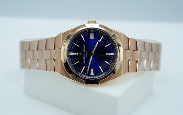 Vacheron CONSTANTIN OVERSEAS ROSE GOLD BLUE DIAL 4500V 2022 WARRANTY FULL SET - Image 11