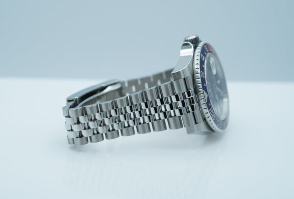 Rolex 126710BLRO PEPSI GMT MASTER II RED BLUE BEZEL JUBILEE BAND 2021 FULL SET - Image 6