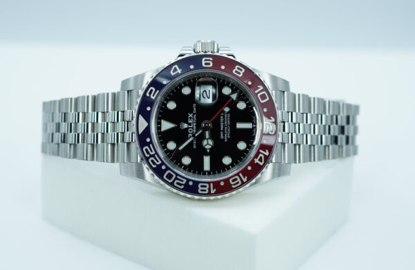 Rolex 126710BLRO PEPSI GMT MASTER II RED BLUE BEZEL JUBILEE BAND 2021 FULL SET - Image 10