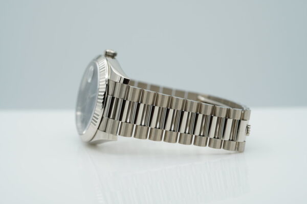 Rolex 228239 DAY DATE 40 WHITE GOLD BLUE ROMAN DIAL 2022 COMPLETE SET - Image 5