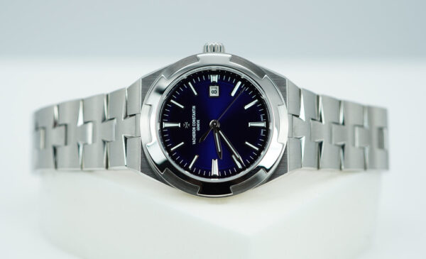 Vacheron CONSTANTIN OVERSEAS 34.5MM 4600V STAINLESS STEEL BLUE DIAL FULL SET - Image 10