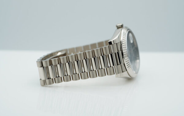 Rolex 228239 DAY DATE 40 WHITE GOLD BLUE ROMAN DIAL 2022 COMPLETE SET - Image 6
