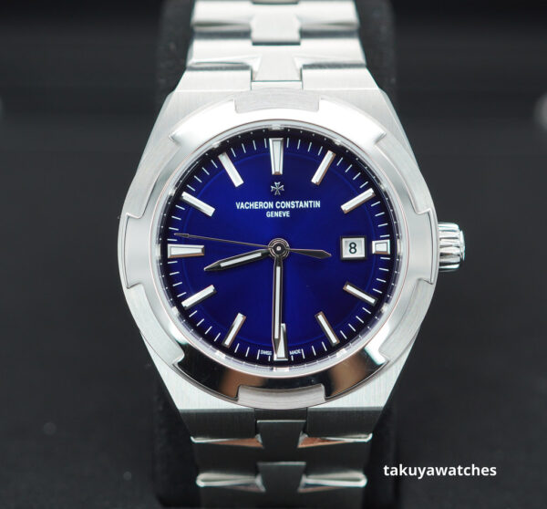Vacheron CONSTANTIN OVERSEAS 34.5MM 4600V STAINLESS STEEL BLUE DIAL FULL SET