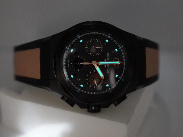 Girard Perregaux LAUREATO ABSOLUTE GOLD FEVER LIMITED EDITION 2022 COMPLETE SET - Image 11