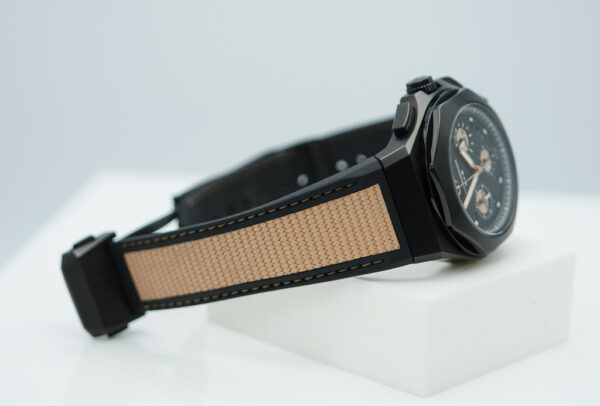 Girard Perregaux LAUREATO ABSOLUTE GOLD FEVER LIMITED EDITION 2022 COMPLETE SET - Image 6