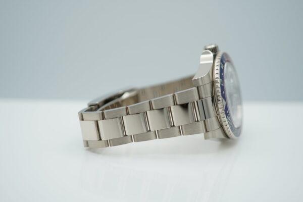 Rolex 126719BLRO GMT MASTER 2 WHITE GOLD PEPSI METEORITE DIAL 2023 FULL SET - Image 6