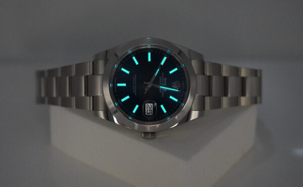 Rolex 126300 DATEJUST 41 BLUE STICK DIAL OYSTER BAND 2024 WARRANTY FULL SET - Image 11
