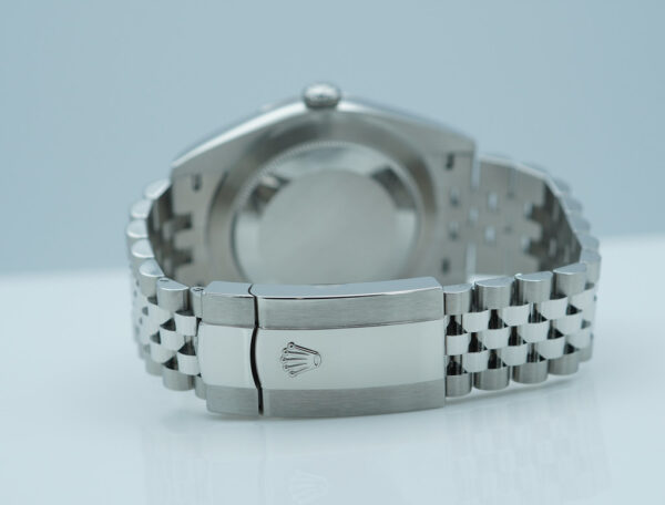 BRAND NEW Rolex 126334 DATEJUST 41 FLUTED BEZEL MINT GREEN DIAL JUBILEE 2024 FULL SET - Image 7