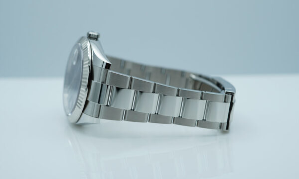 Rolex 126334 DATEJUST 41 FLUTED BEZEL BLUE STICK DIAL OYSTER BAND COMPLETE SET - Image 5