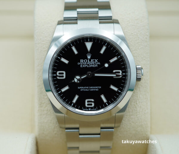 Rolex 224270 EXPLORER FULL LUME DIAL 40MM 2023 MODEL WARRANTY FULL SET