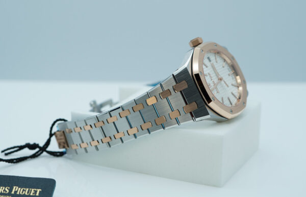 BRAND NEW Audemars PIGUET ROYAL OAK 15550SR ROSE GOLD STEEL WHITE DIAL 2024 FULL SET - Image 6