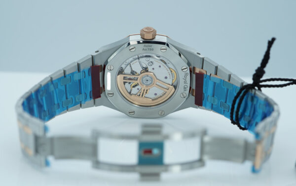 BRAND NEW Audemars PIGUET ROYAL OAK 15550SR ROSE GOLD STEEL WHITE DIAL 2024 FULL SET - Image 9