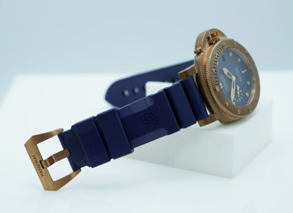 Panerai PAM 1074 SUBMERSIBLE BRONZO BLU ABISSO 42MM 2023 WARRANTY FULL SET - Image 6