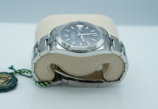 BRAND NEW Rolex 126300 DATEJUST 41 BLUE STICK DIAL OYSTER BAND 2024 COMPLETE SET - Image 4