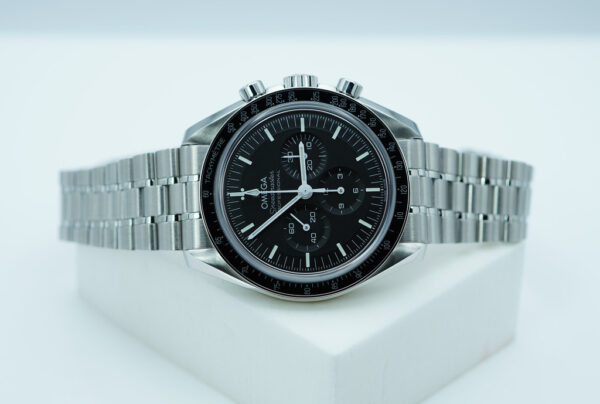 BRAND NEW Omega SPEEDMASTER PROFESSIONAL MOONWATCH 3861 SAPPHIRE 2024 FULL SET - Image 10
