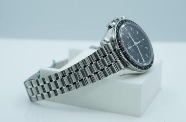BRAND NEW Omega SPEEDMASTER PROFESSIONAL MOONWATCH 3861 SAPPHIRE 2024 FULL SET - Image 6