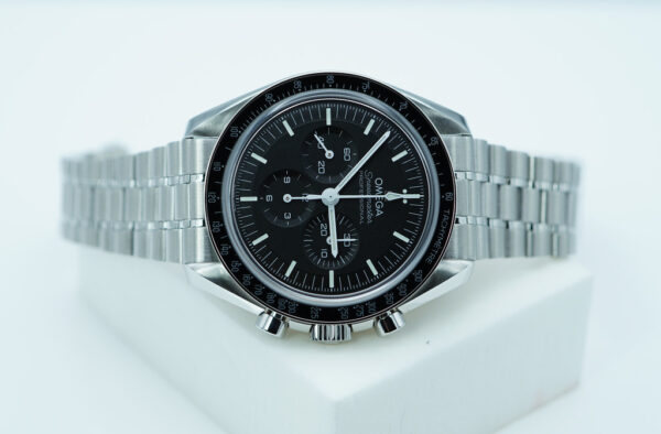 BRAND NEW Omega SPEEDMASTER PROFESSIONAL MOONWATCH 3861 SAPPHIRE 2024 FULL SET - Image 9