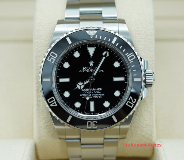 Rolex 124060 SUBMARINER NO DATE 41MM 2022 WARRANTY COMPLETE SET