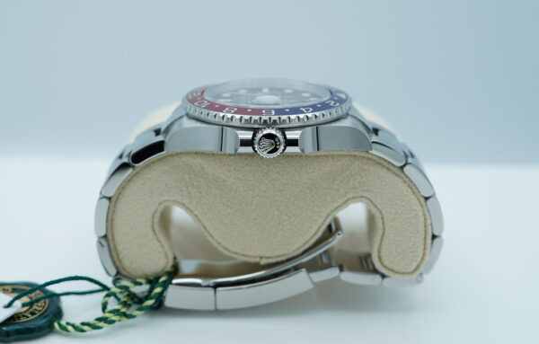 BRAND NEW Rolex 126710BLRO PEPSI GMT MASTER II RED BLUE BEZEL OYSTER 2024 FULL SET - Image 3