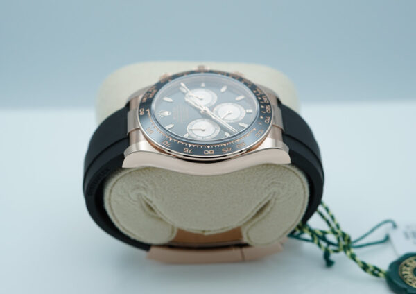 BRAND NEW Rolex 126515LN DAYTONA RG OYSTERFLEX BLACK AND SUNDUST DIAL 2024 FULL SET - Image 4