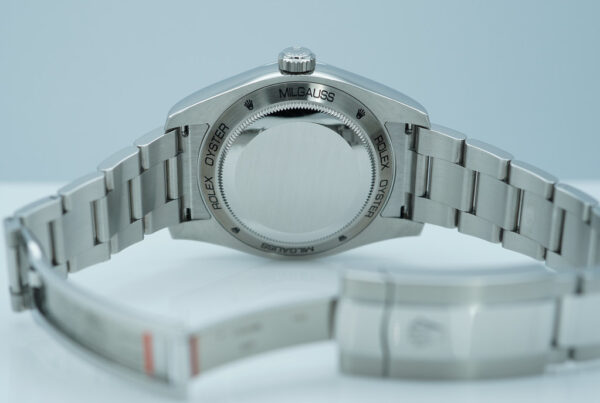 Rolex 116400GV MILGAUSS GREEN CRYSTAL Z BLUE DIAL 2019 COMPLETE SET - Image 8