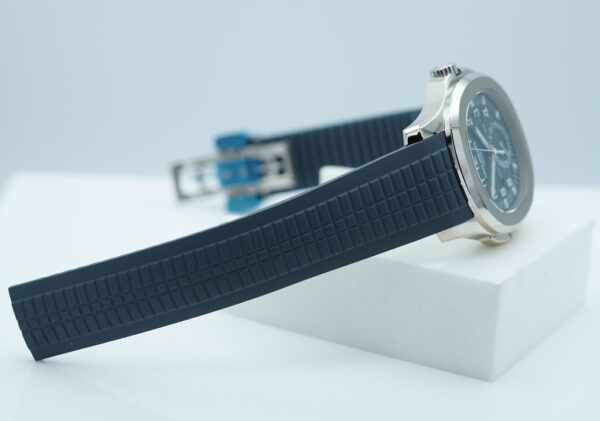 BRAND NEW Patek PHILIPPE 5164G AQUANAUT TRAVEL TIME 18K WHITE GOLD BLUE DIAL 2024 FULL SET - Image 6
