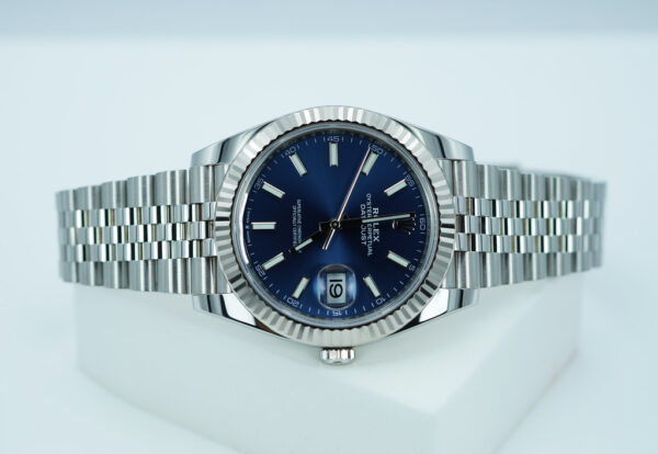 Rolex 126334 DATEJUST 41 FLUTED BEZEL BLUE STICK DIAL JUBILEE WARRANTY FULL SET - Image 8