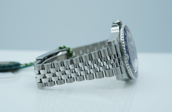 BRAND NEW Rolex 126710BLRO PEPSI GMT MASTER II RED BLUE JUBILEE BAND 2024 FULL SET - Image 6
