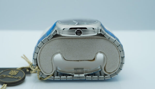 BRAND NEW H. Moser & Cie STREAMLINER CENTRE SECONDS MATRIX GREEN FUMÉ DIAL FULL SET - Image 3