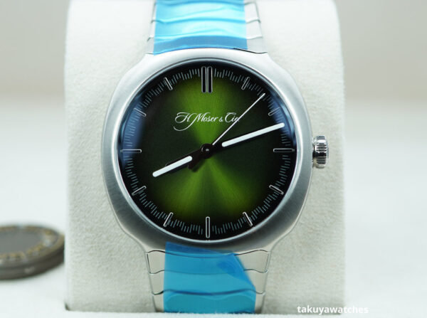 BRAND NEW H. Moser & Cie STREAMLINER CENTRE SECONDS MATRIX GREEN FUMÉ DIAL FULL SET