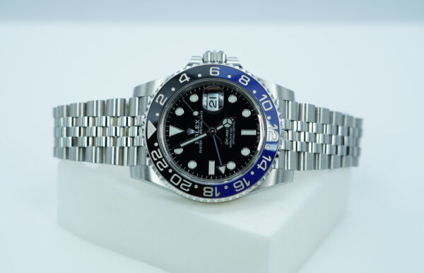 Rolex 126710BLNR GMT MASTER 2 BLACK BLUE BEZEL JUBILEE 2022 WARRANTY FULL SET - Image 10
