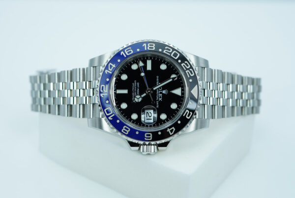 Rolex 126710BLNR GMT MASTER 2 BLACK BLUE BEZEL JUBILEE 2022 WARRANTY FULL SET - Image 9