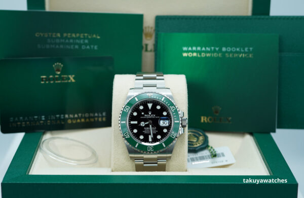 NEW Rolex 126610LV SUBMARINER GREEN MK1 BEZEL BLACK DIAL 2023 41MM FULL SET - Image 2