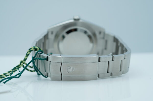 NEW Rolex 124300 OYSTER PERPETUAL 41 SILVER DIAL 2023 WARRANTY COMPLETE SET - Image 7