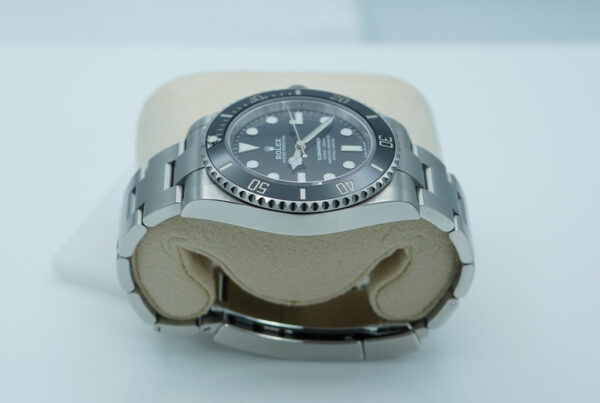 Rolex 124060 SUBMARINER NO DATE 41MM 2023 WARRANTY COMPLETE SET - Image 4