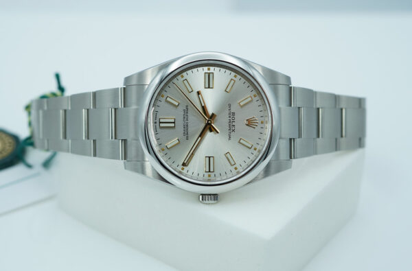 NEW Rolex 124300 OYSTER PERPETUAL 41 SILVER DIAL 2023 WARRANTY COMPLETE SET - Image 9