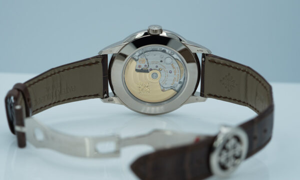 Patek PHILIPPE 5320G PERPETUAL CALENDAR WHITE GOLD SALMON DIAL 2023 FULL SET - Image 8