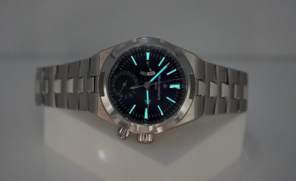 Vacheron CONSTANTIN OVERSEAS DUAL TIME 7920V BLUE DIAL 2024 NEW MODEL FULL SET - Image 11