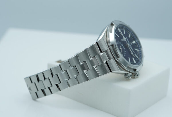 Vacheron CONSTANTIN OVERSEAS DUAL TIME 7920V BLUE DIAL 2024 NEW MODEL FULL SET - Image 5
